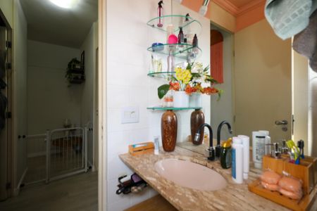 Apartamento à venda com 70m², 3 quartos e 1 vaga Apartamento à venda com 70m², 3 quartos e 1 vagaBanheiro