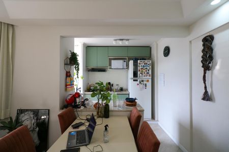 Apartamento à venda com 70m², 3 quartos e 1 vaga Apartamento à venda com 70m², 3 quartos e 1 vagaSala