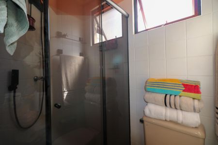 Apartamento à venda com 70m², 3 quartos e 1 vaga Apartamento à venda com 70m², 3 quartos e 1 vagaBanheiro