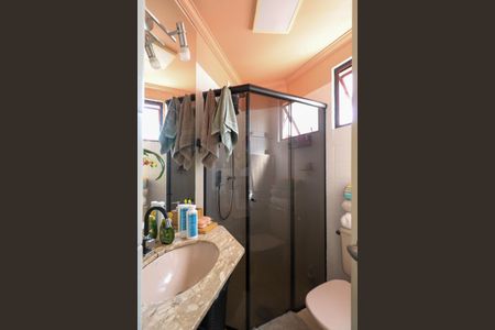 Apartamento à venda com 70m², 3 quartos e 1 vaga Apartamento à venda com 70m², 3 quartos e 1 vagaBanheiro