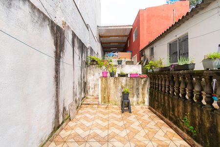 Casa à venda com 240m², 4 quartos e 2 vagas Casa à venda com 240m², 4 quartos e 2 vagasQuintal