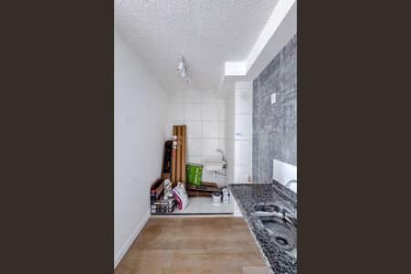 Apartamento à venda com 36m², 2 quartos e sem vaga Apartamento à venda com 36m², 2 quartos e sem vagaCozinha e Área de Serviço