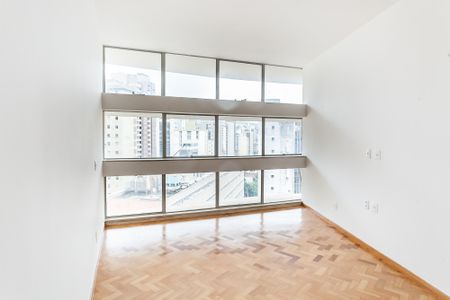Apartamento à venda com 130m², 3 quartos e 1 vagasuite 