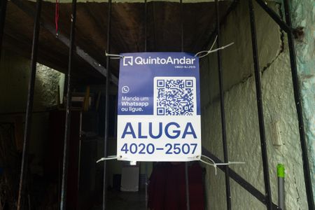 Casa para alugar com 50m², 1 quarto e sem vaga Casa para alugar com 50m², 1 quarto e sem vagaPlaquinha