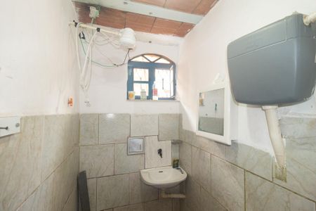 Banheiro de casa para alugar com 1 quarto, 50m² em Campo Grande, Rio de Janeiro