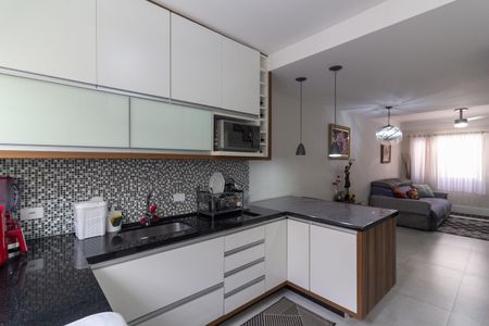 Casa de condomínio à venda com 101m², 2 quartos e 2 vagasCozinha