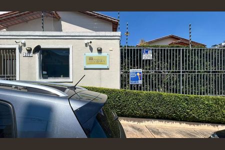 Casa de condomínio à venda com 101m², 2 quartos e 2 vagasFachada externa