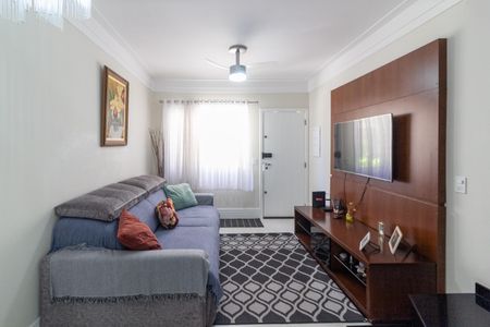 Casa de condomínio à venda com 101m², 2 quartos e 2 vagasSala