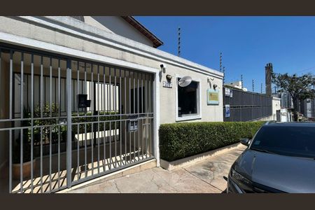 Casa de condomínio à venda com 101m², 2 quartos e 2 vagasFachada externa