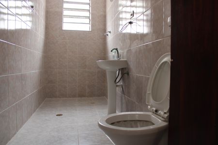 Casa para alugar com 280m², 3 quartos e 1 vagaBanheiro 1