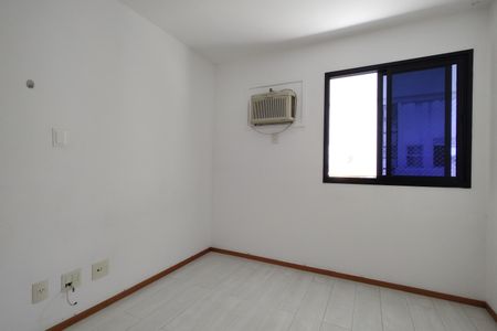Apartamento à venda com 90m², 2 quartos e 2 vagasQuarto 1