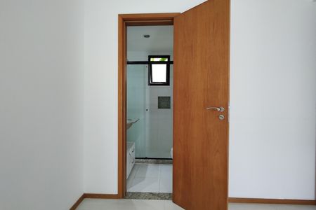 Apartamento à venda com 90m², 2 quartos e 2 vagasQuarto 2 - Suíte