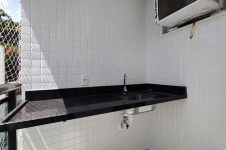 Apartamento à venda com 90m², 2 quartos e 2 vagasVaranda