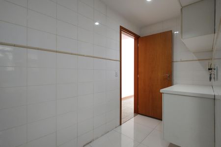 Apartamento à venda com 90m², 2 quartos e 2 vagasCozinha - Armários