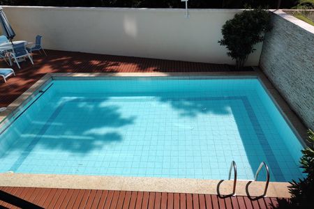 Apartamento à venda com 90m², 2 quartos e 2 vagasÁrea comum - Piscina