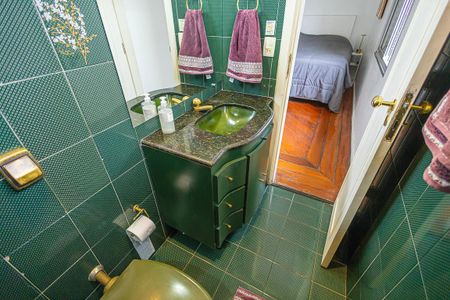 Apartamento à venda com 190m², 4 quartos e 2 vagassuite