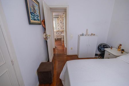 Apartamento à venda com 190m², 4 quartos e 2 vagasquarto 2