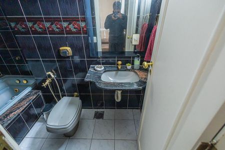 Apartamento à venda com 190m², 4 quartos e 2 vagasbanheiro