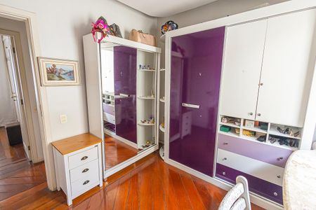 Apartamento à venda com 190m², 4 quartos e 2 vagasquarto 3