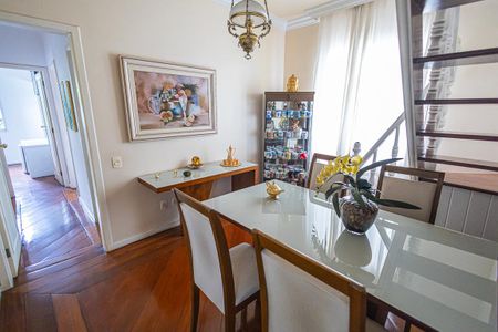 Apartamento à venda com 190m², 4 quartos e 2 vagascopa