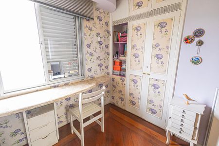 Apartamento à venda com 190m², 4 quartos e 2 vagasquarto 3