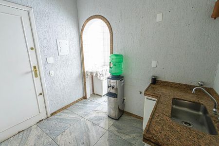 Apartamento à venda com 190m², 4 quartos e 2 vagascozinha