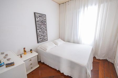 Apartamento à venda com 190m², 4 quartos e 2 vagasquarto 2