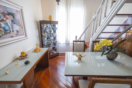 Apartamento à venda com 190m², 4 quartos e 2 vagascopa