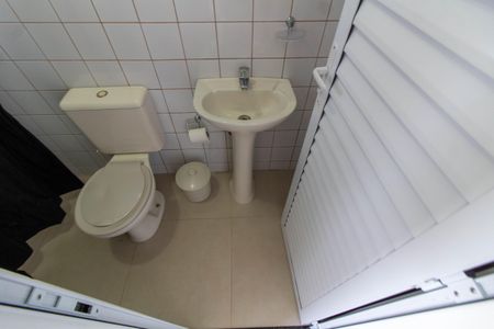 Casa para alugar com 275m², 4 quartos e 4 vagasBANHEIRO FUNDOS