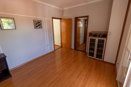 Casa para alugar com 275m², 4 quartos e 4 vagasSUITE MASTER