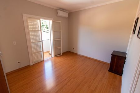 Casa para alugar com 275m², 4 quartos e 4 vagasSUITE MASTER