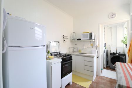 Apartamento à venda com 48m², 1 quarto e 1 vagaCozinha e Área de Serviço