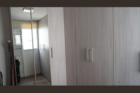 Apartamento à venda com 48m², 2 quartos e 1 vagaQuarto 1 - Armários
