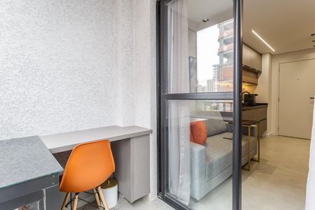Studio à venda com 27m², 1 quarto e sem vagaVaranda