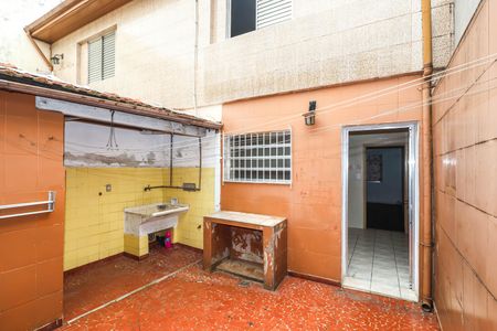Casa à venda com 95m², 2 quartos e 1 vagaQuintal