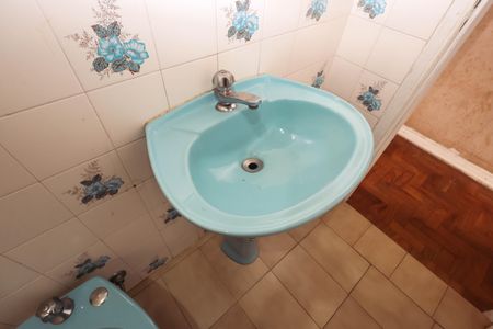 Casa à venda com 95m², 2 quartos e 1 vagaBanheiro