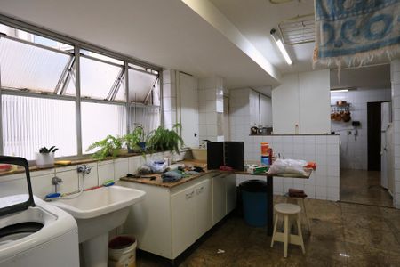 Apartamento à venda com 380m², 4 quartos e 2 vagasÁrea de Serviço