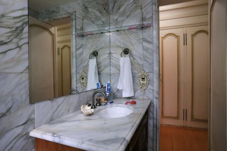 Apartamento à venda com 380m², 4 quartos e 2 vagasBanheiro da Suíte