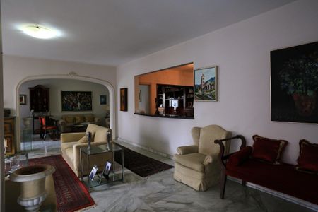 Apartamento à venda com 380m², 4 quartos e 2 vagasSala