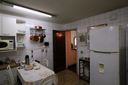 Apartamento à venda com 380m², 4 quartos e 2 vagasCozinha