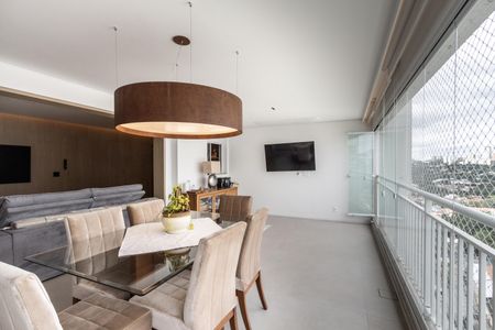 Apartamento à venda com 3 quartos, 136m² em Barra Funda, São Paulo