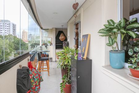 Apartamento à venda com 171m², 3 quartos e 3 vagas Apartamento à venda com 171m², 3 quartos e 3 vagasVaranda da Sala