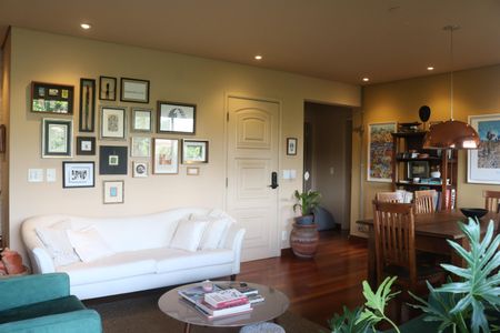 Sala de apartamento à venda com 4 quartos, 171m² em Vila Romana, São Paulo