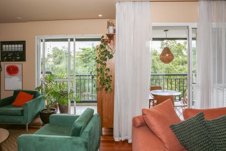 Sala de apartamento à venda com 3 quartos, 171m² em Vila Romana, São Paulo