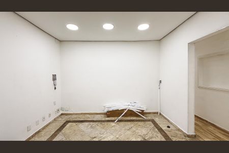 Sala de casa à venda com 4 quartos, 150m² em Carandiru, São Paulo