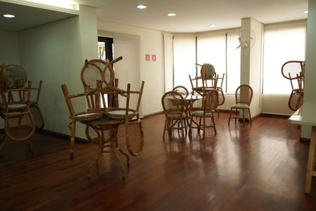 Apartamento para alugar com 75m², 3 quartos e 2 vagasÁrea comum - Salão de festas