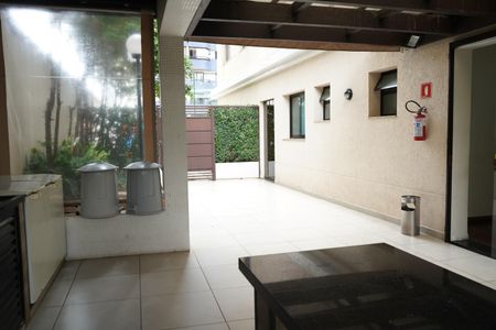 Apartamento para alugar com 75m², 3 quartos e 2 vagasÁrea comum - Churrasqueira