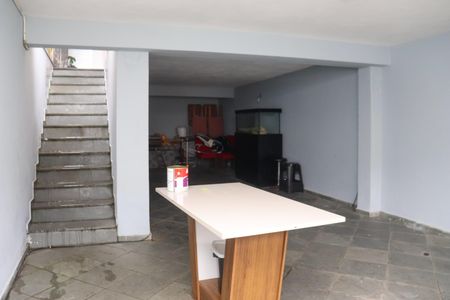 Casa para alugar com 140m², 3 quartos e 5 vagas Casa para alugar com 140m², 3 quartos e 5 vagasGaragem