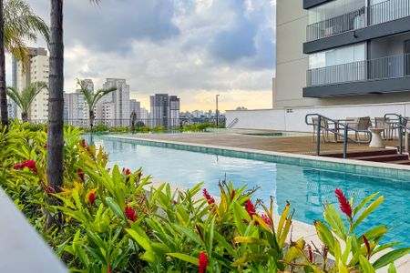 Studio para alugar com 36m², 1 quarto e sem vaga Studio para alugar com 36m², 1 quarto e sem vagaPiscina