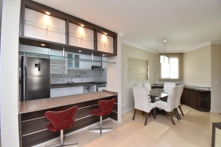 Sala de apartamento para alugar com 3 quartos, 125m² em Centro, Curitiba